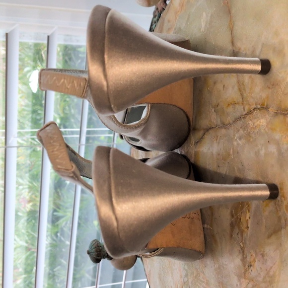 Boutique 9 Gray Slingback Heels Size 8M - Picture 4 of 5